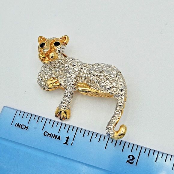 Cheetah Leopard Brooch Pendant Vintage Big Cat Enamel Eyes Jaguar Nugget Pin - Picture 8 of 9